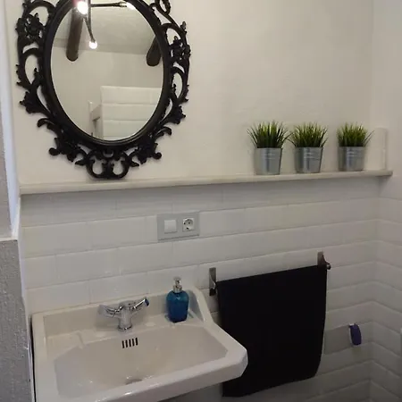 Casa De Aldea La Tienda De Villanueva Country house Colombres